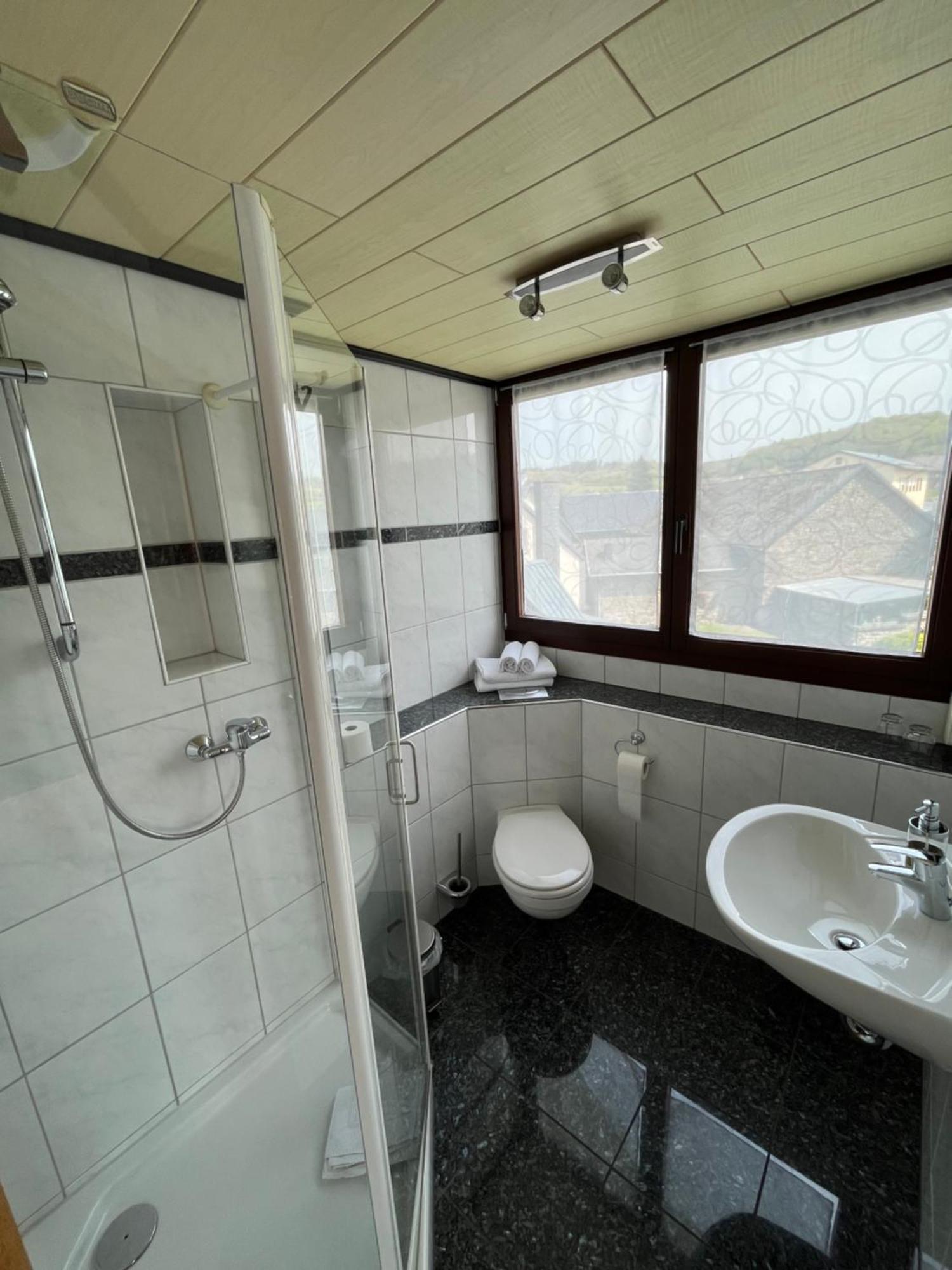 Hotel Haus Claudia Müllenbach Zewnętrze zdjęcie